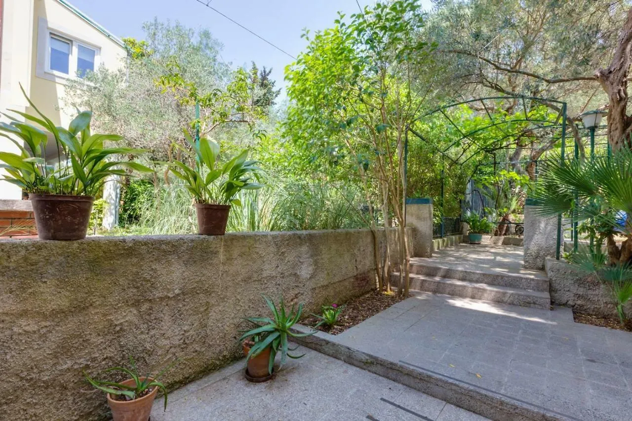 Apartments Helena, Mali Lošinj 3*,