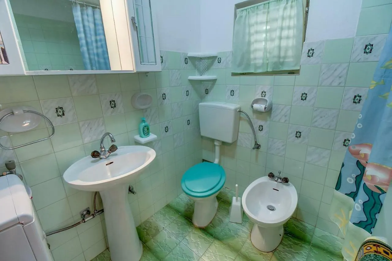 Πανσιόν Apartments Helena, Mali Lošinj
